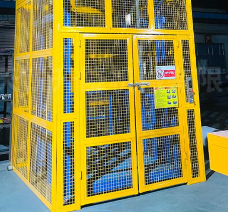 贺州货梯可以安装在室外吗